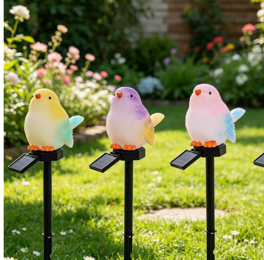 🐦 Your Garden's New Favorite Visitors - Adorable solar bird lights that glow beautifully at night and instantly add charm to any outdoor space.